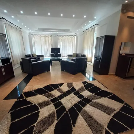 Villa Luxurious Spacious Vacation *