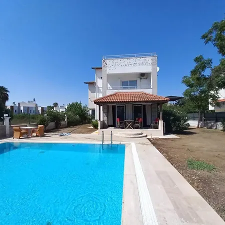 Villa Luxurious Spacious Vacation *